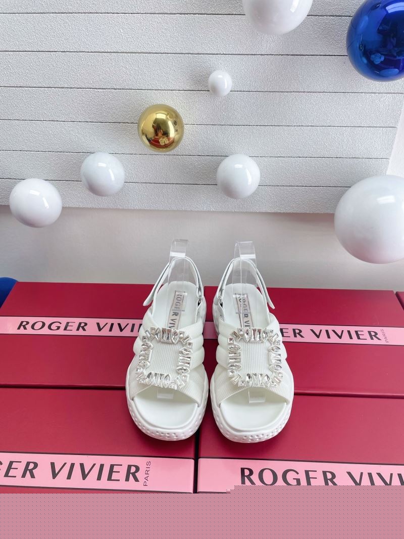 roger u1u1er sandals